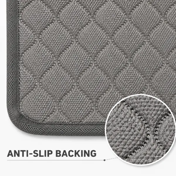 anti slip backing incontinence bed pad detail